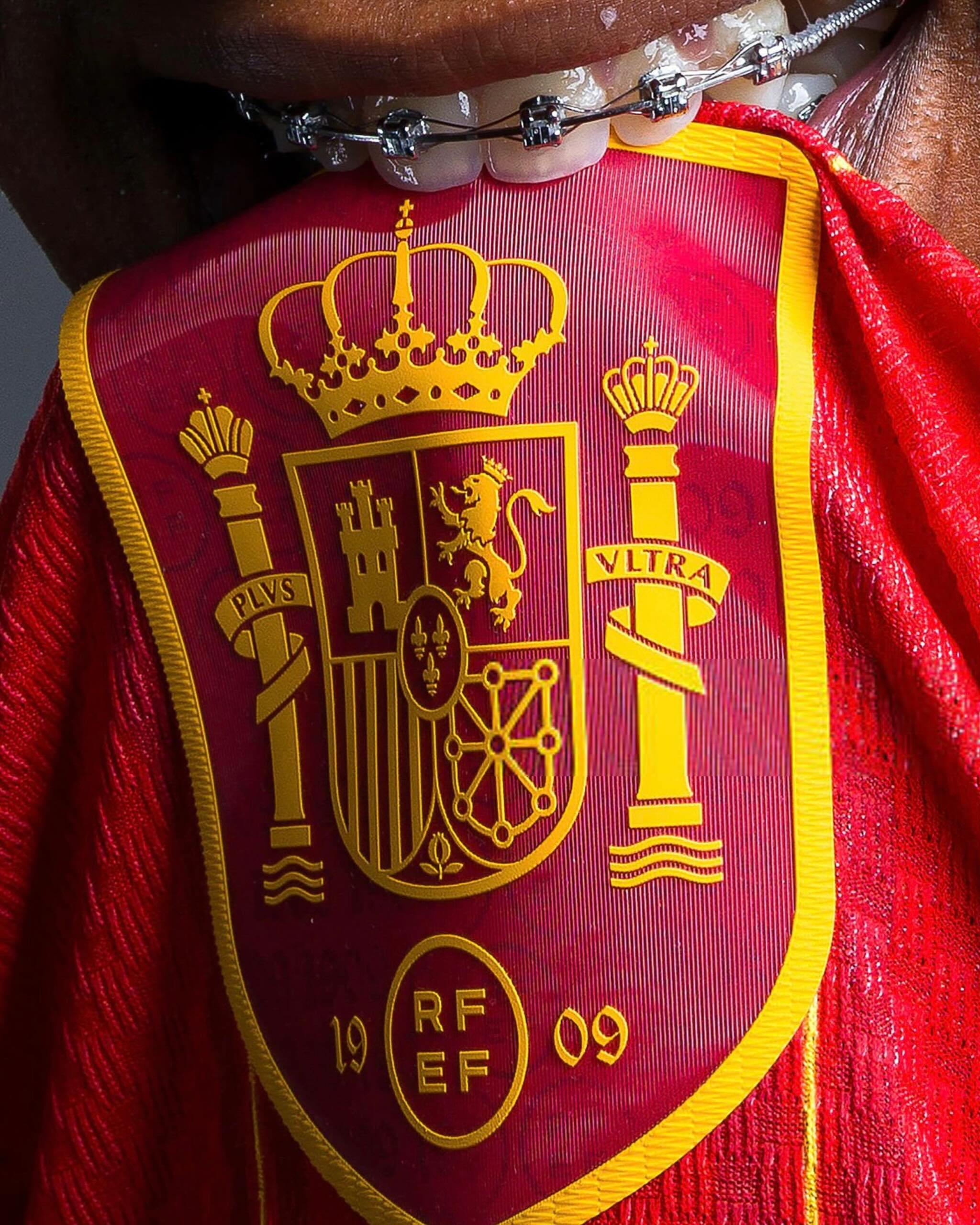 Elite Kits product detail and care tag